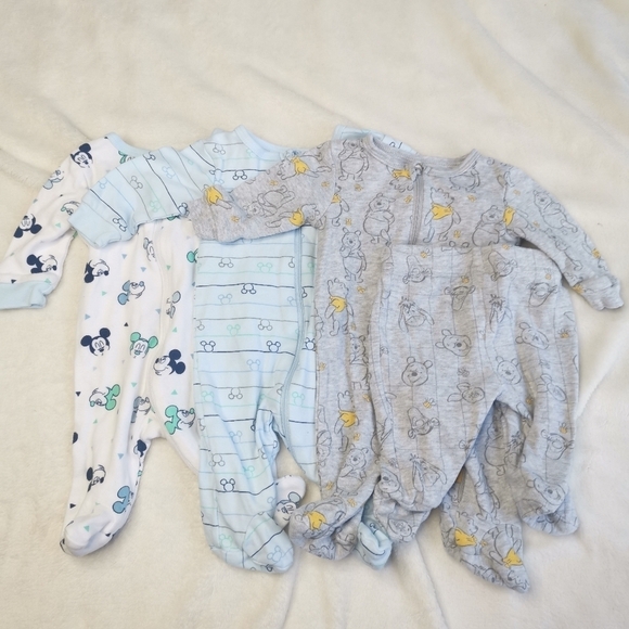 Disney Baby Winnie the Pooh and Mickey Footed Bodysuits‎ - Picture 1 of 5